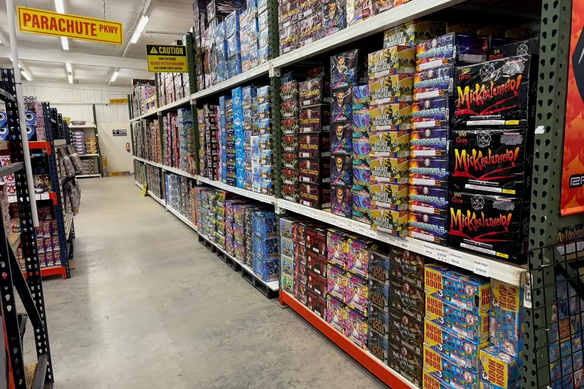 A long aisle of aerial repeater cakes